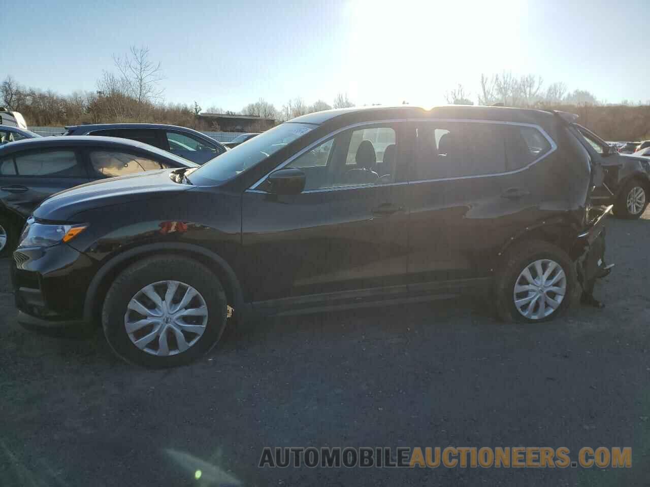 5N1AT2MVXHC783606 NISSAN ROGUE 2017