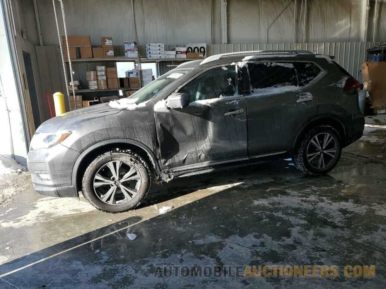 5N1AT2MVXJC777536 NISSAN ROGUE 2018