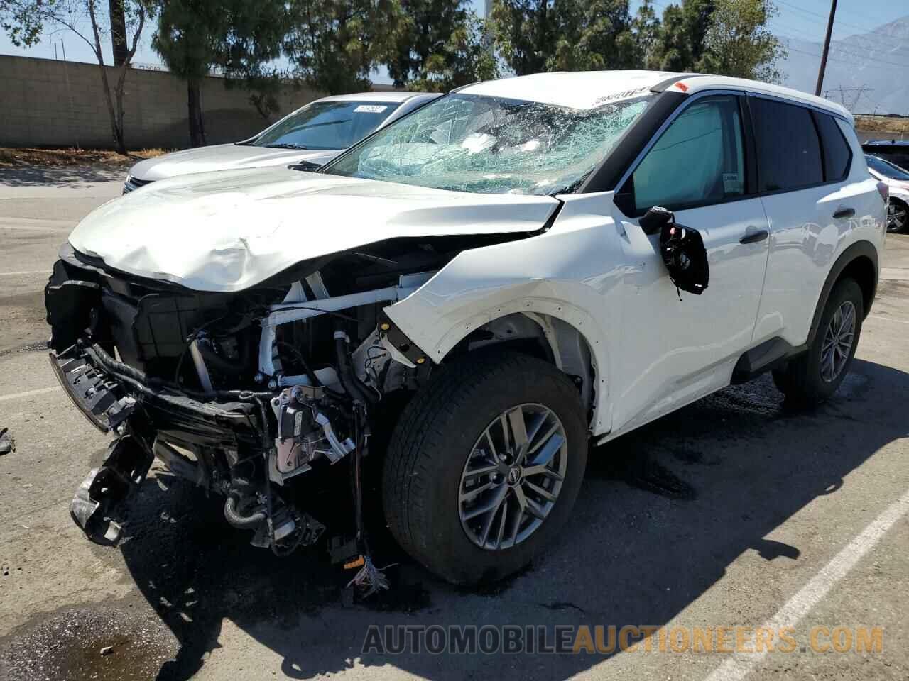 5N1BT3AA5RC681319 NISSAN ROGUE 2024