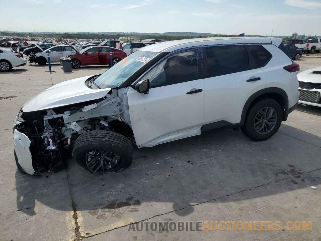 5N1BT3AA5RC688495 NISSAN ROGUE 2024