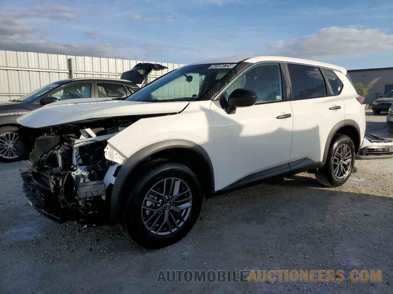 5N1BT3AA8PC945923 NISSAN ROGUE 2023