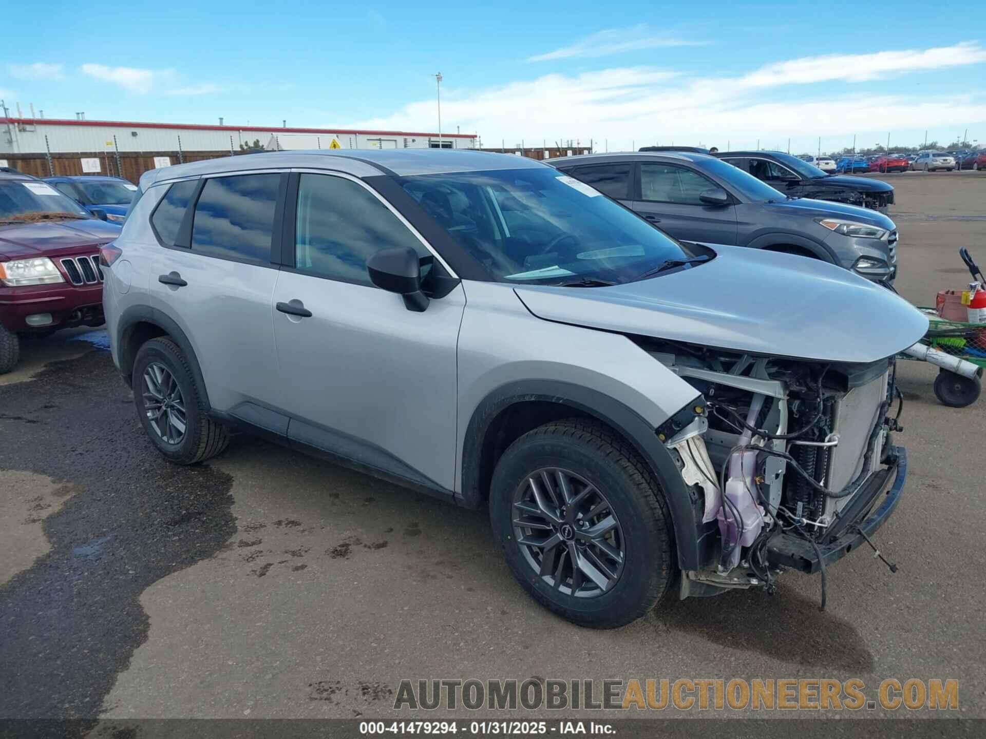 5N1BT3AB8RC680139 NISSAN ROGUE 2024