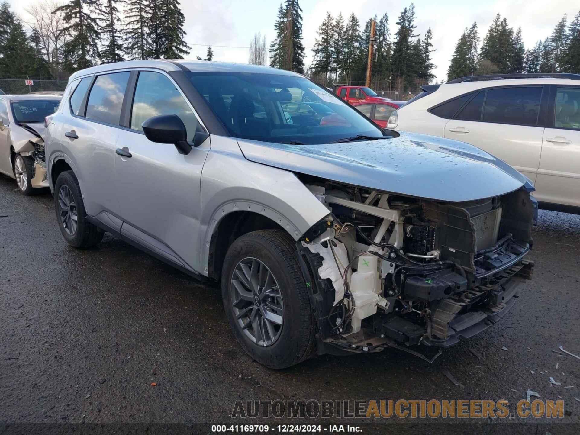 5N1BT3AB9RC747685 NISSAN ROGUE 2024