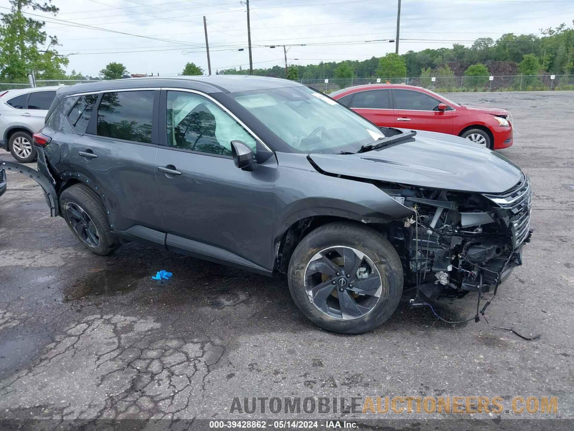 5N1BT3BA2RC715586 NISSAN ROGUE 2024