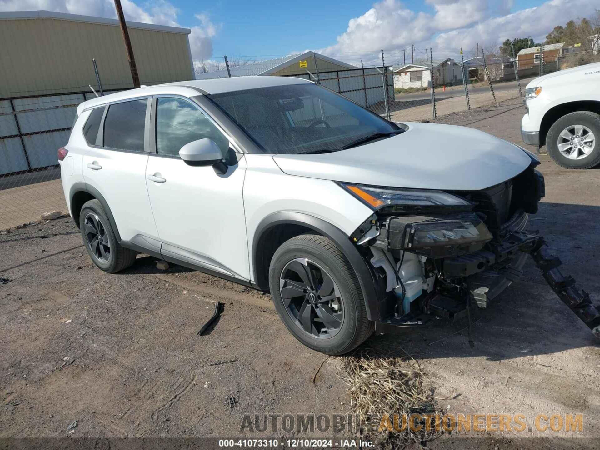 5N1BT3BA4RC676319 NISSAN ROGUE 2024