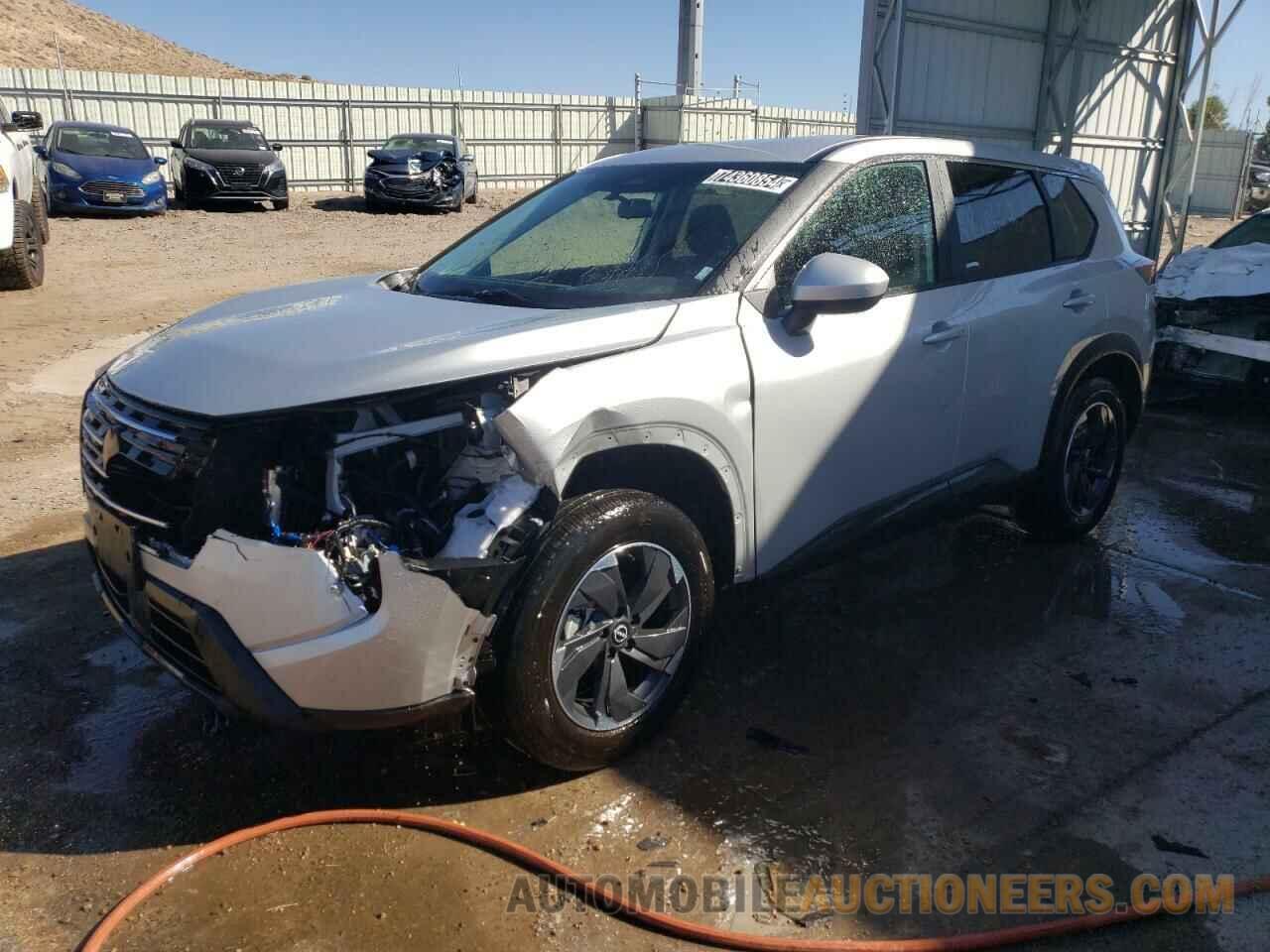 5N1BT3BB0RC678920 NISSAN ROGUE 2024