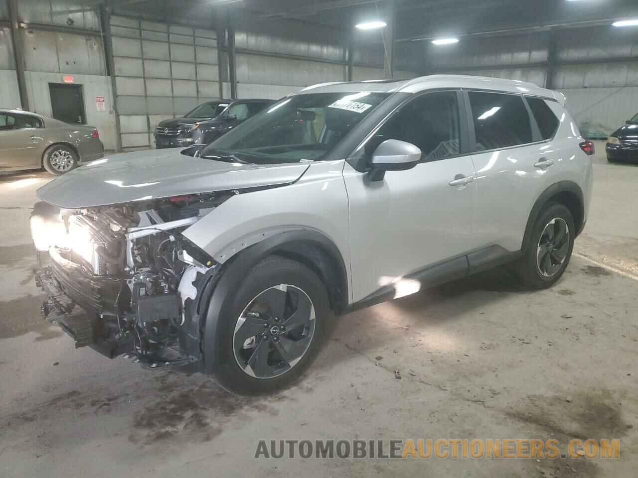 5N1BT3BB2RC672195 NISSAN ROGUE 2024