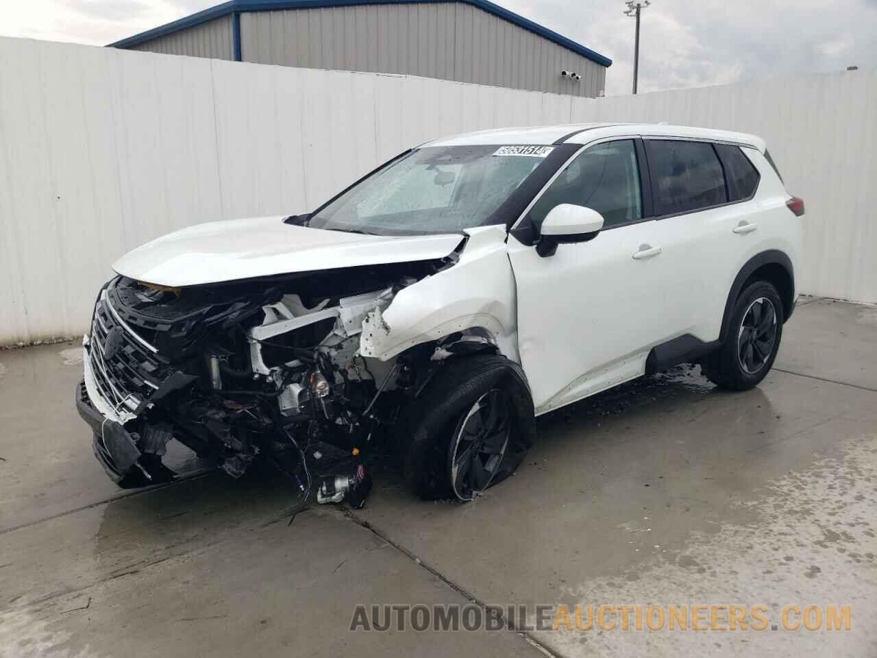 5N1BT3BB8RC688210 NISSAN ROGUE 2024