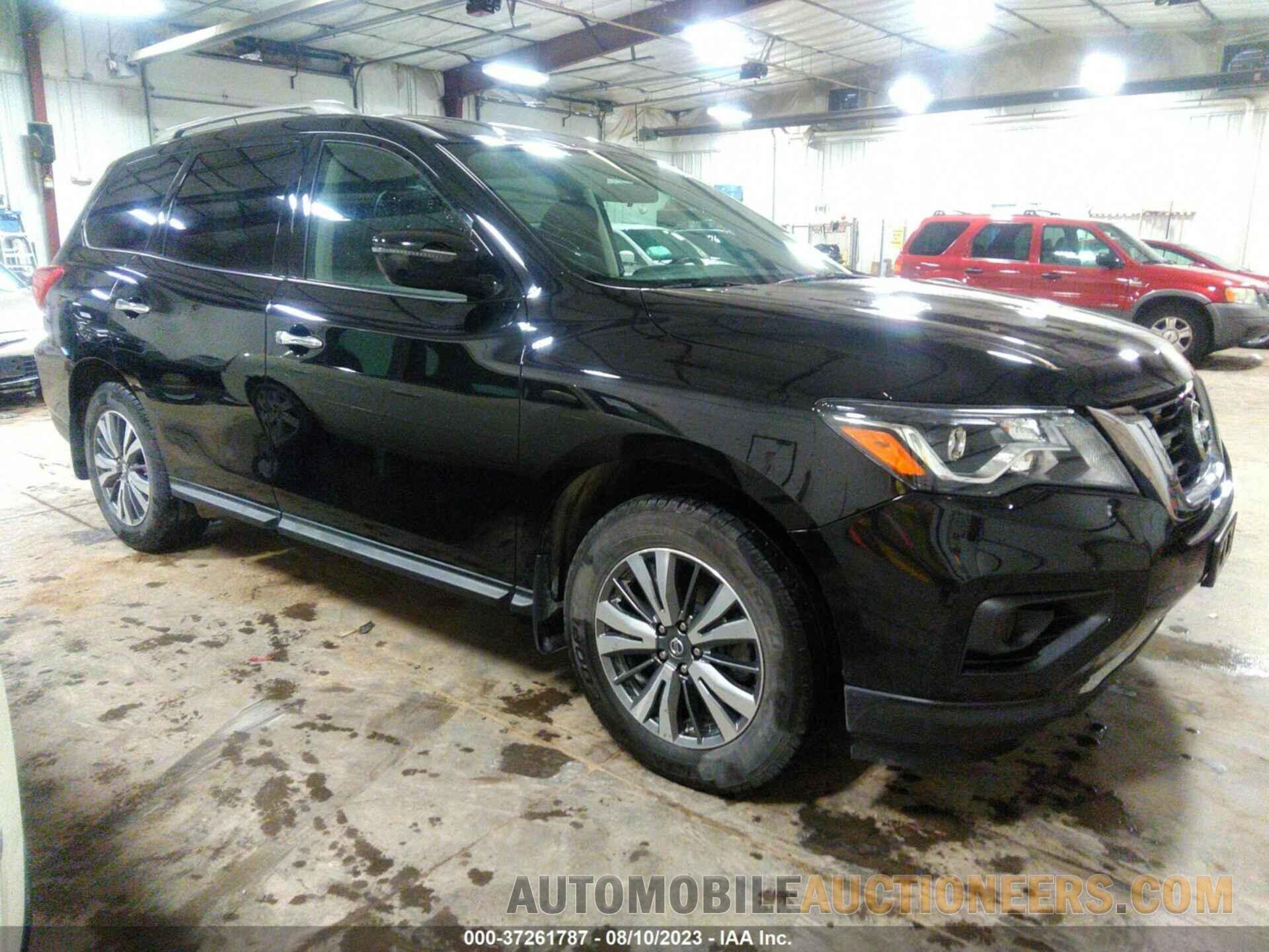 5N1DR2MM0JC647090 NISSAN PATHFINDER 2018