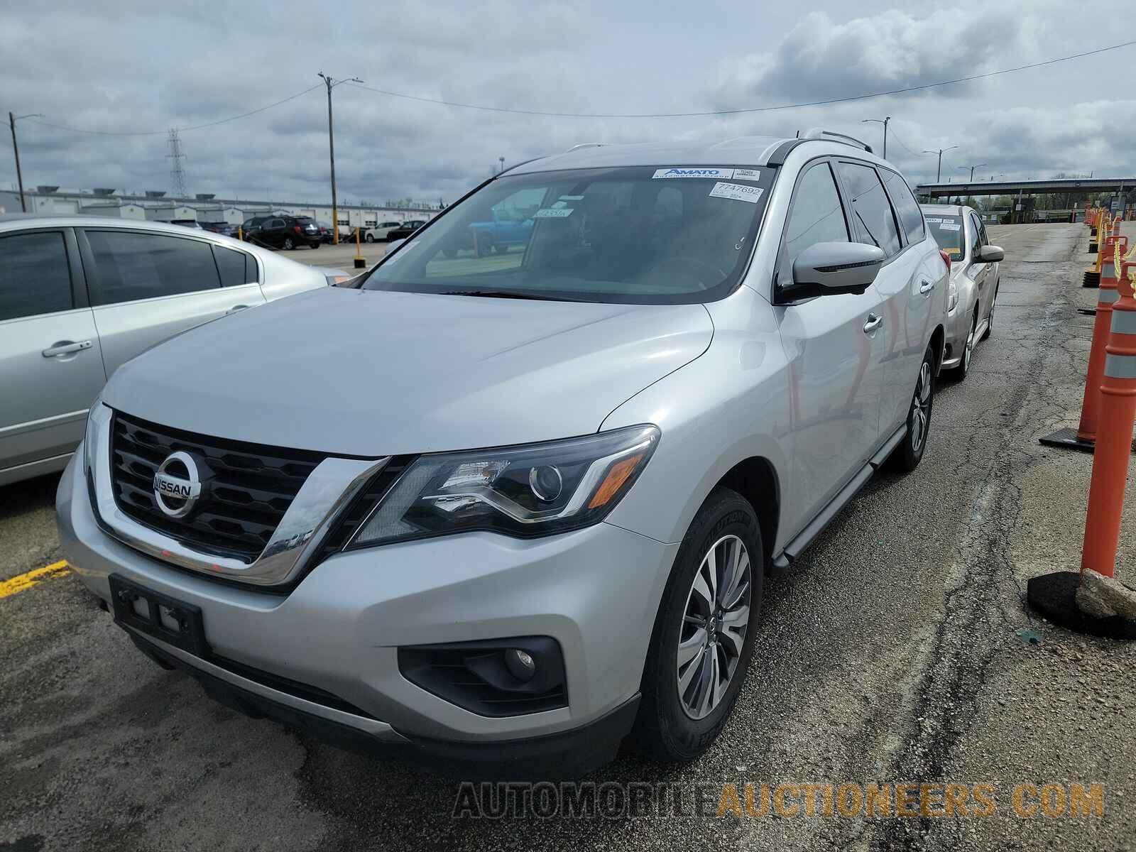 5N1DR2MM1JC610890 Nissan Pathfinder 2018