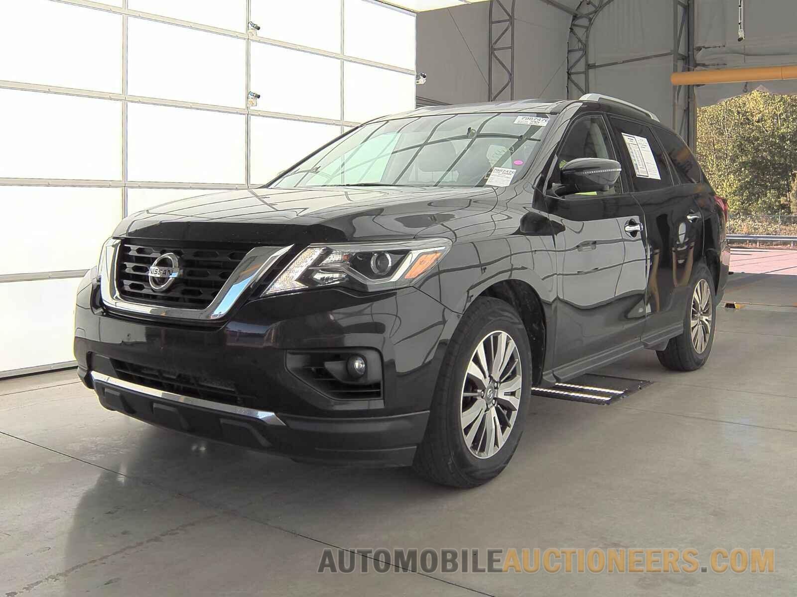 5N1DR2MM1JC636597 Nissan Pathfinder 2018