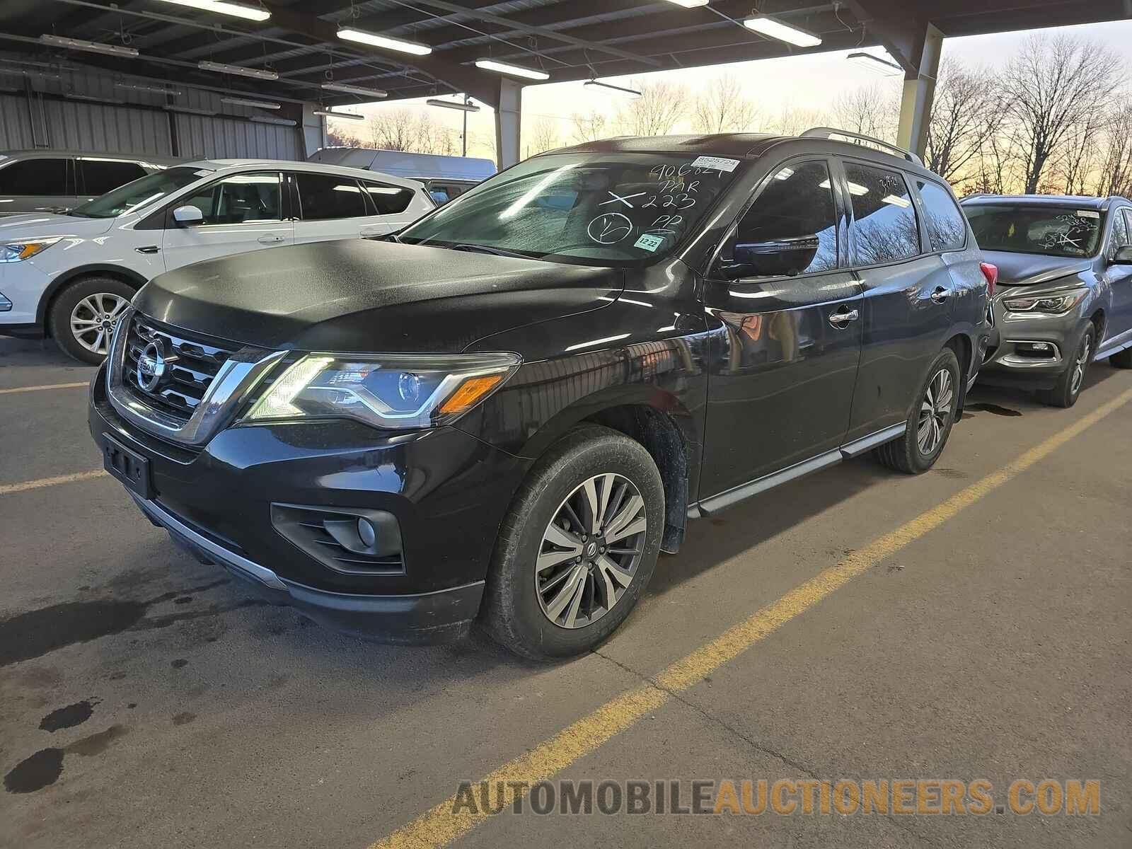 5N1DR2MM3HC906827 Nissan Pathfinder 2017