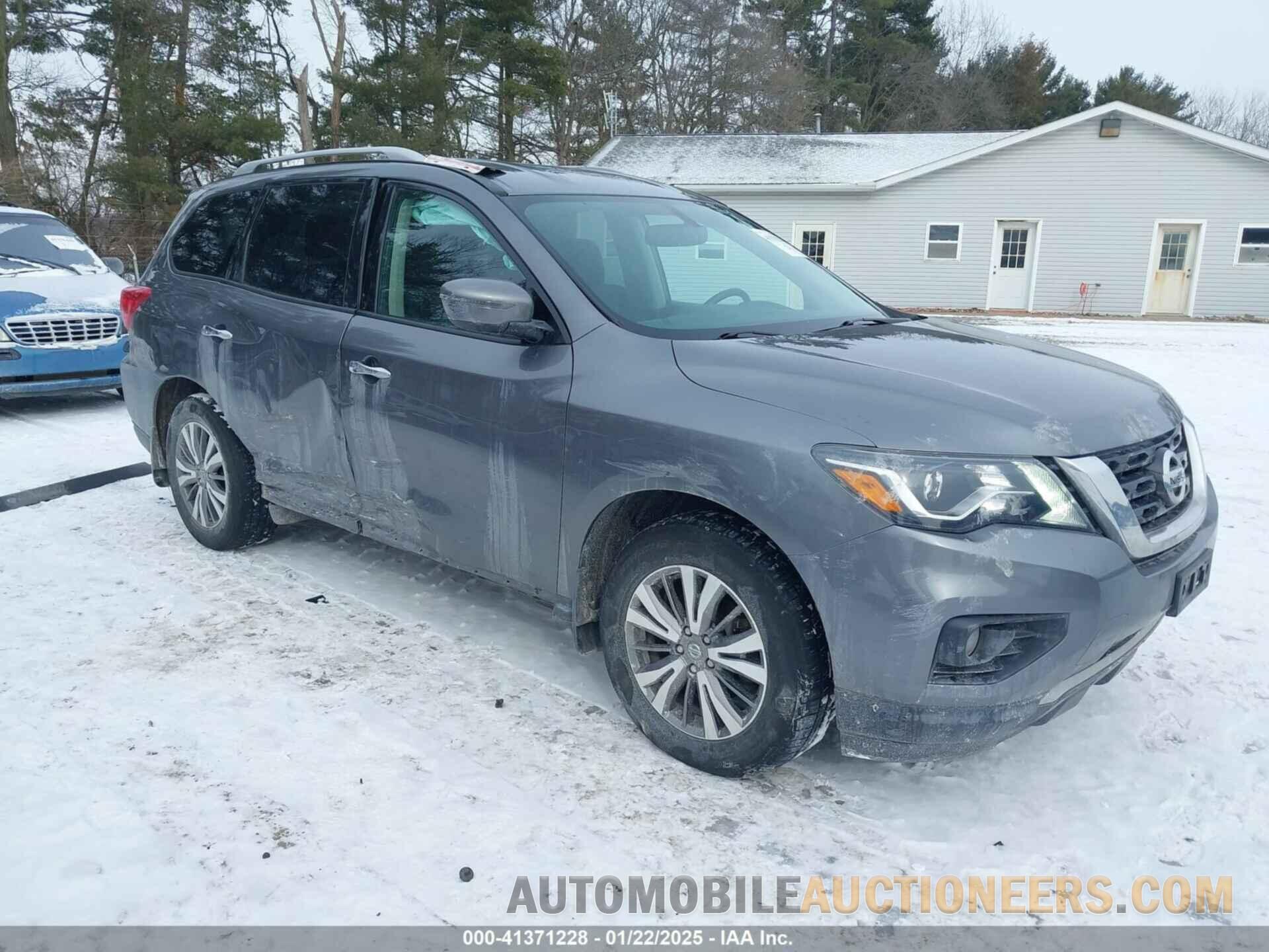 5N1DR2MM6JC613929 NISSAN PATHFINDER 2018