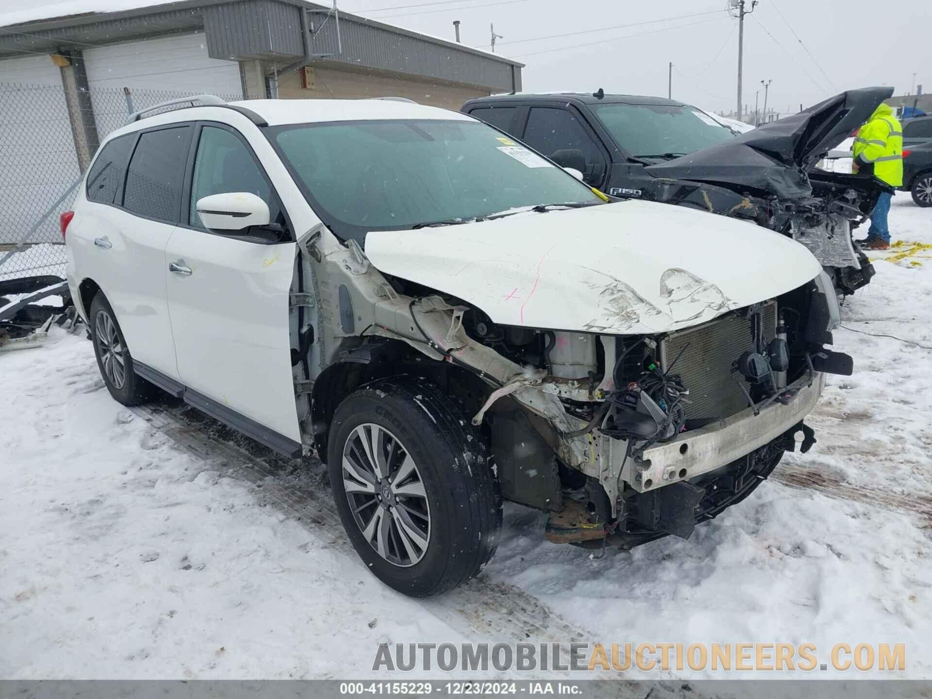 5N1DR2MM7HC624819 NISSAN PATHFINDER 2017