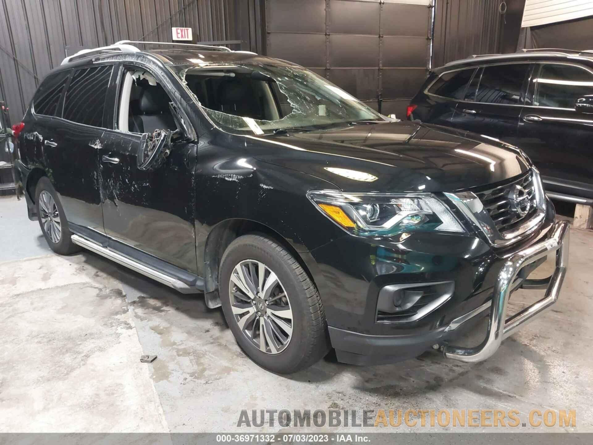 5N1DR2MM8JC676577 NISSAN PATHFINDER 2018