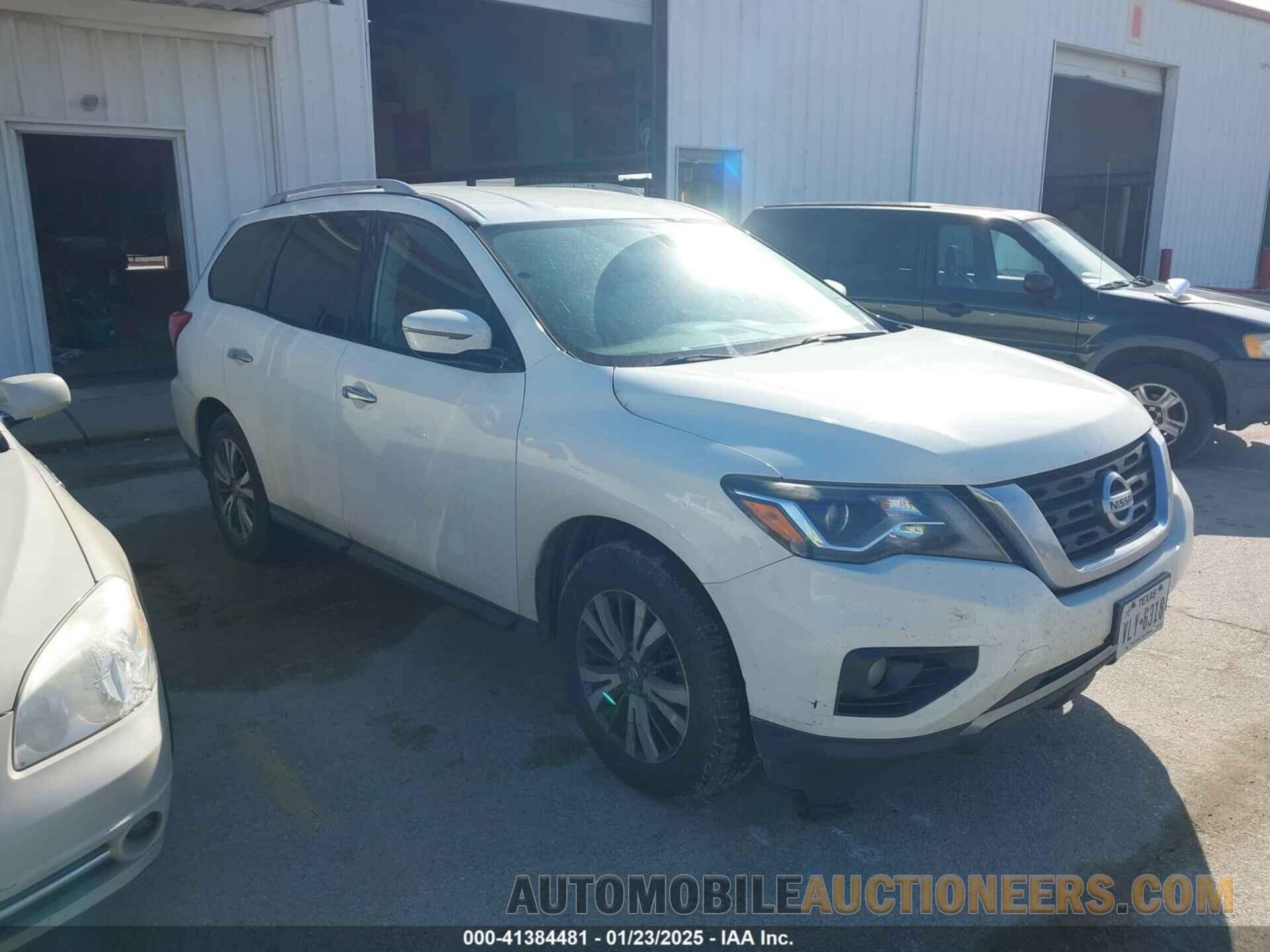 5N1DR2MM9HC676825 NISSAN PATHFINDER 2017