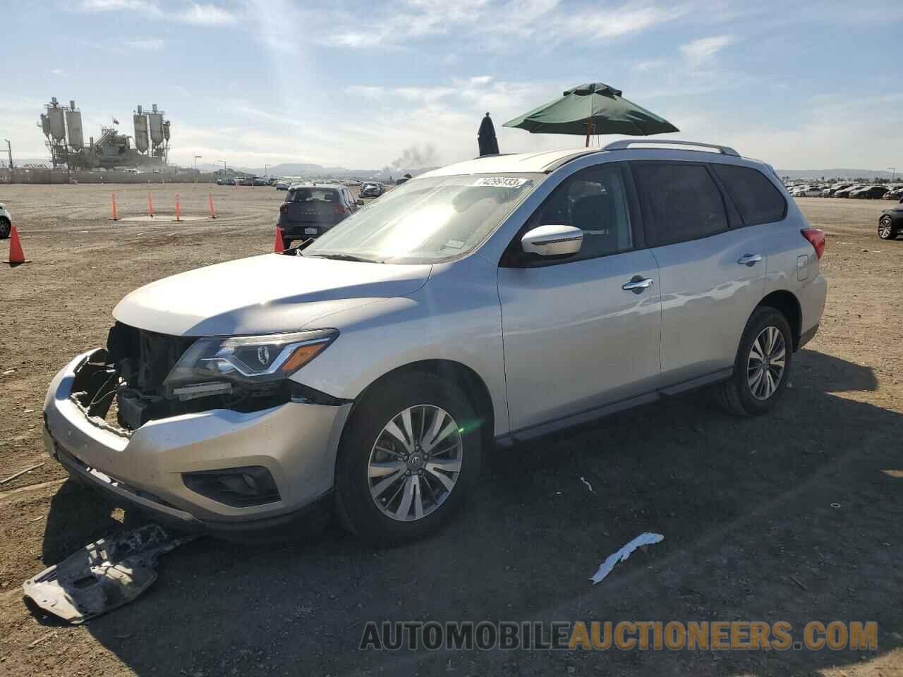 5N1DR2MM9JC669783 NISSAN PATHFINDER 2018