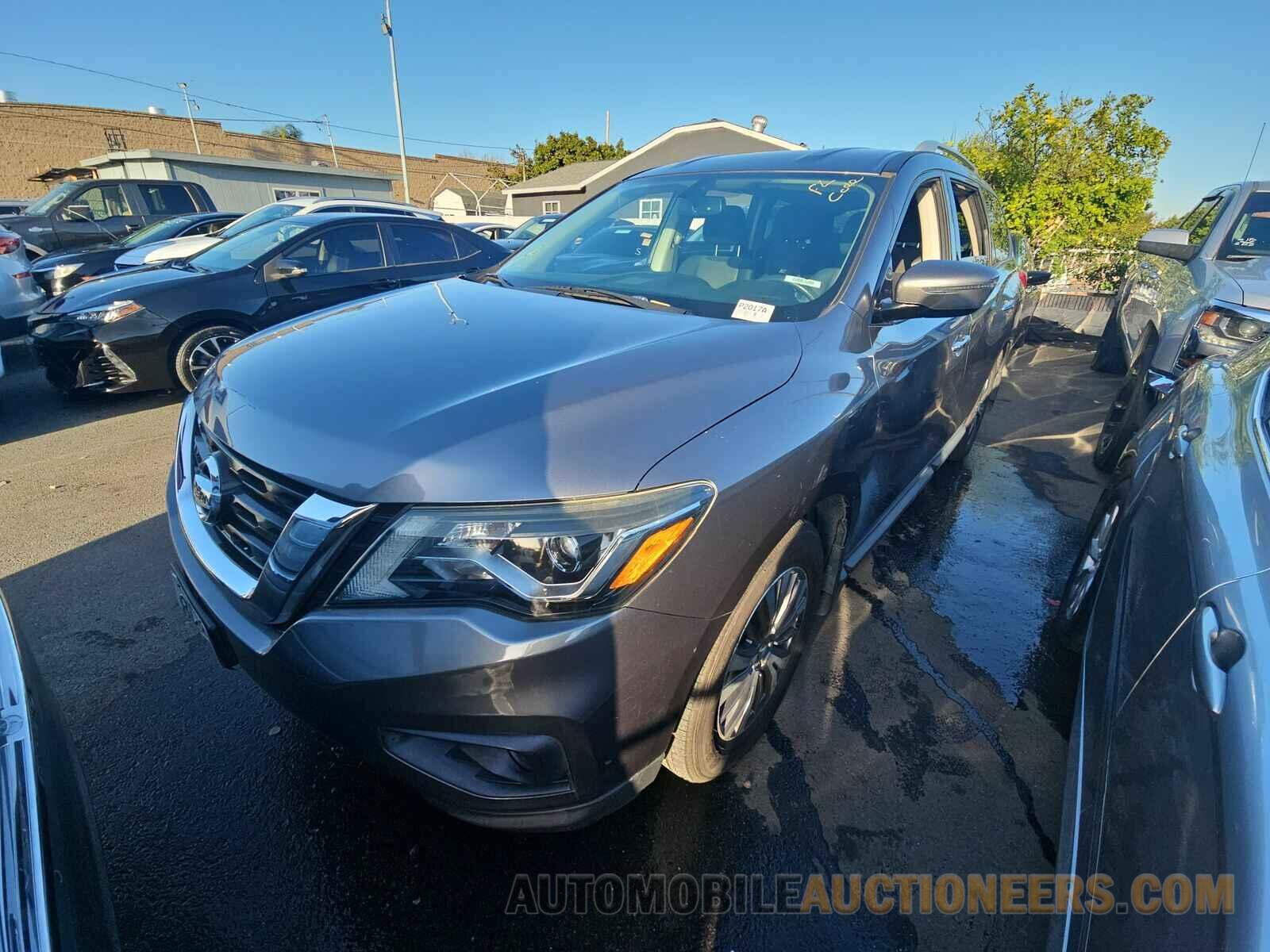 5N1DR2MN1HC600668 Nissan Pathfinder 2017