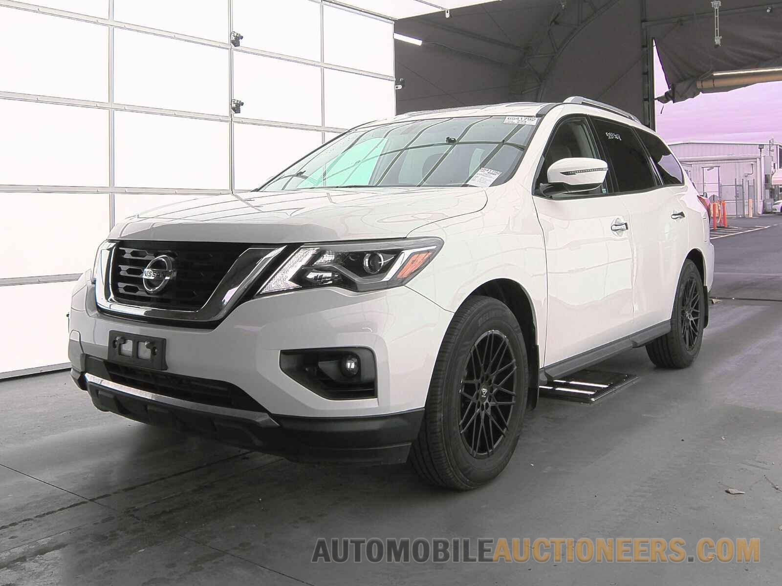 5N1DR2MN9JC674717 Nissan Pathfinder 2018