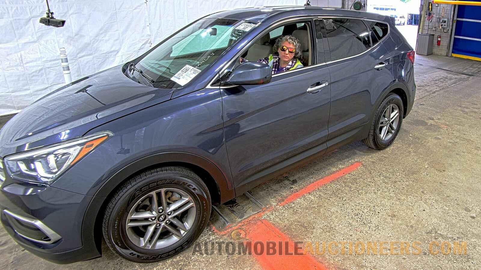 5NMZT3LB5JH081141 Hyundai Santa Fe 2018