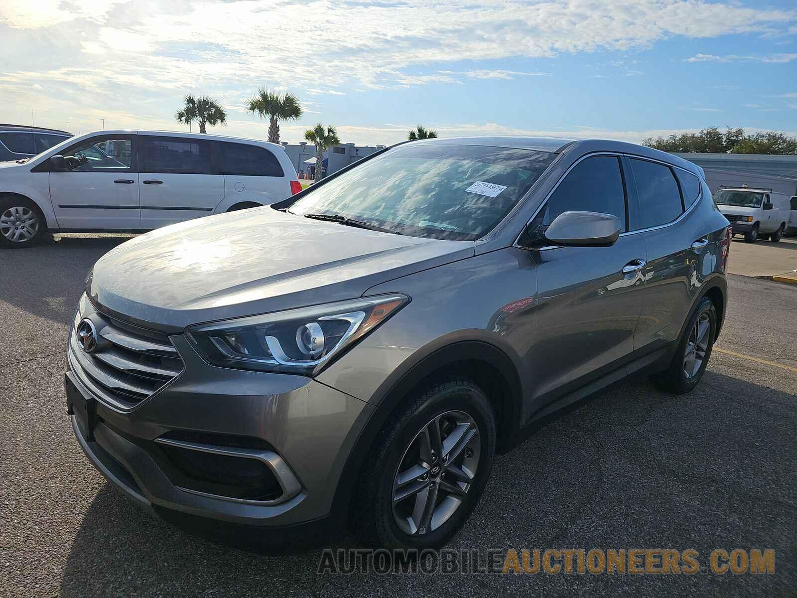 5NMZT3LB7HH011148 Hyundai Santa Fe 2017