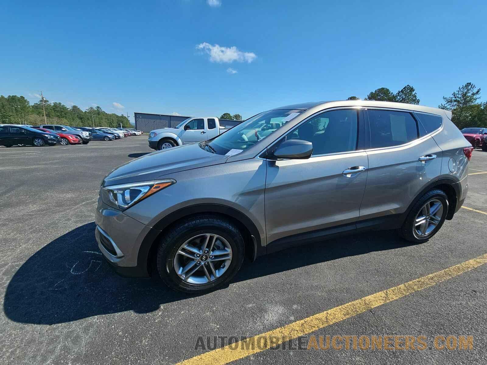 5NMZT3LB9JH105666 Hyundai Santa Fe 2018