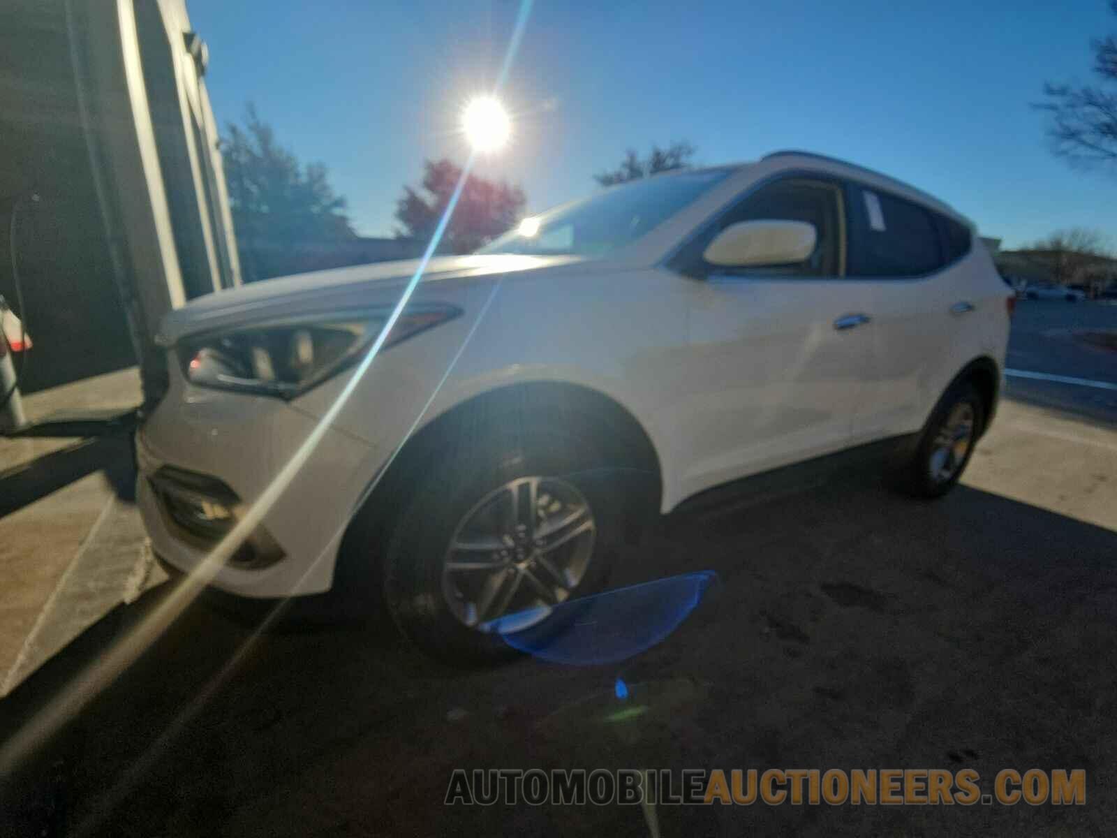 5NMZU3LB4HH011878 Hyundai Santa Fe 2017