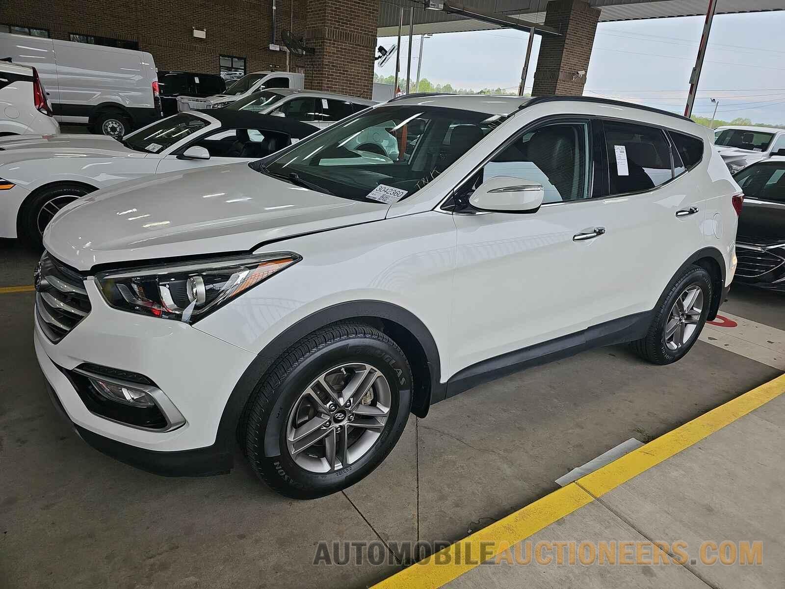 5NMZUDLB4HH005018 Hyundai Santa Fe 2017