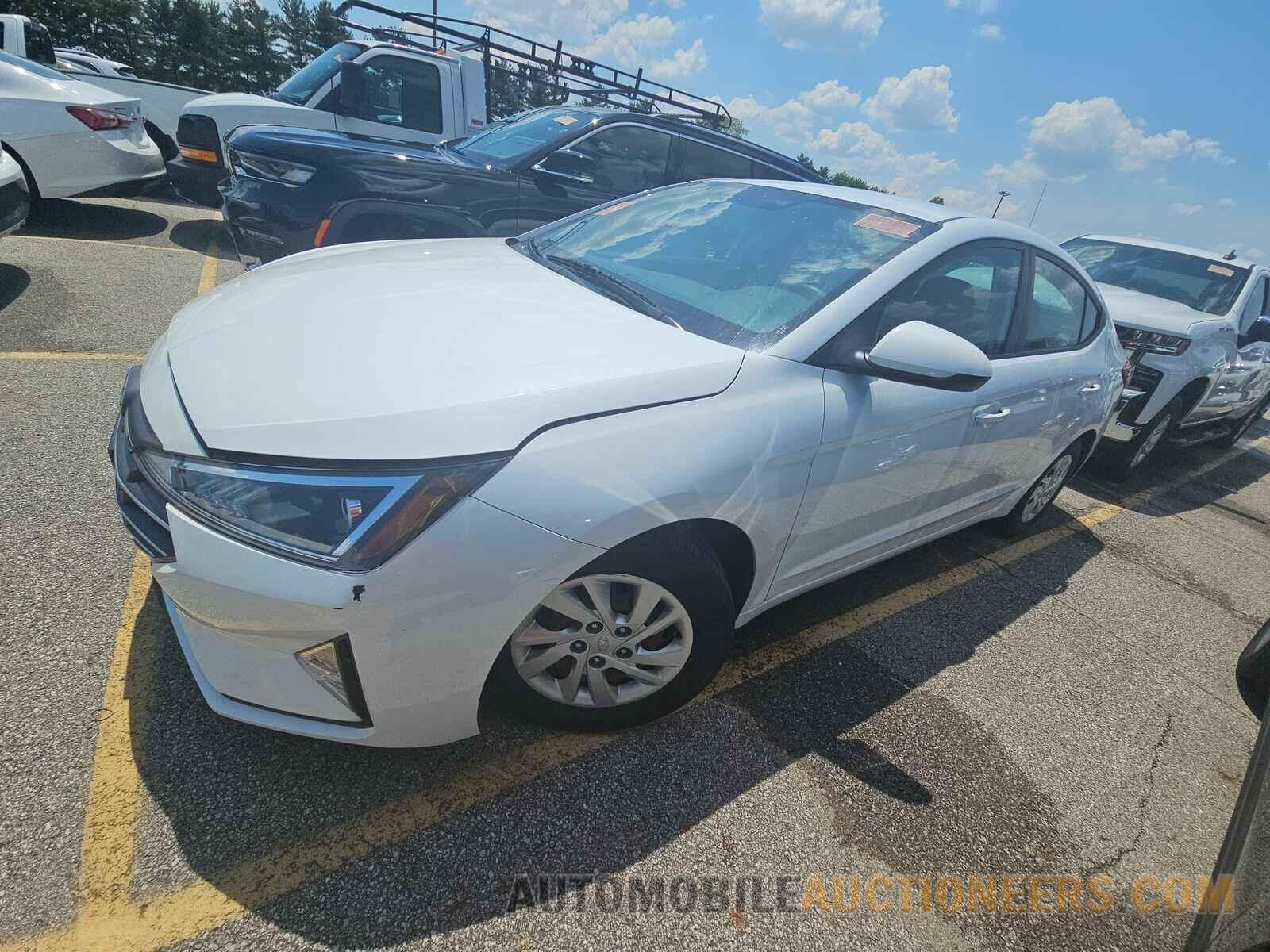 5NPD74LF0KH415877 Hyundai Elantra SE 2019