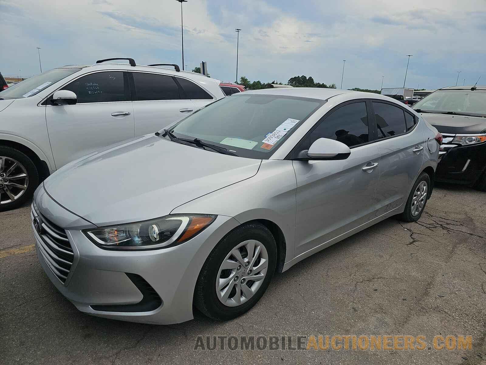 5NPD74LF1HH152453 Hyundai Elantra SE 2017