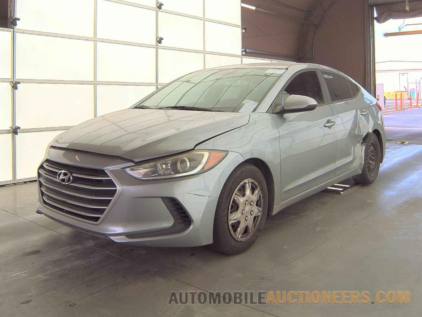 5NPD74LF1HH208925 Hyundai Elantra SE 2017