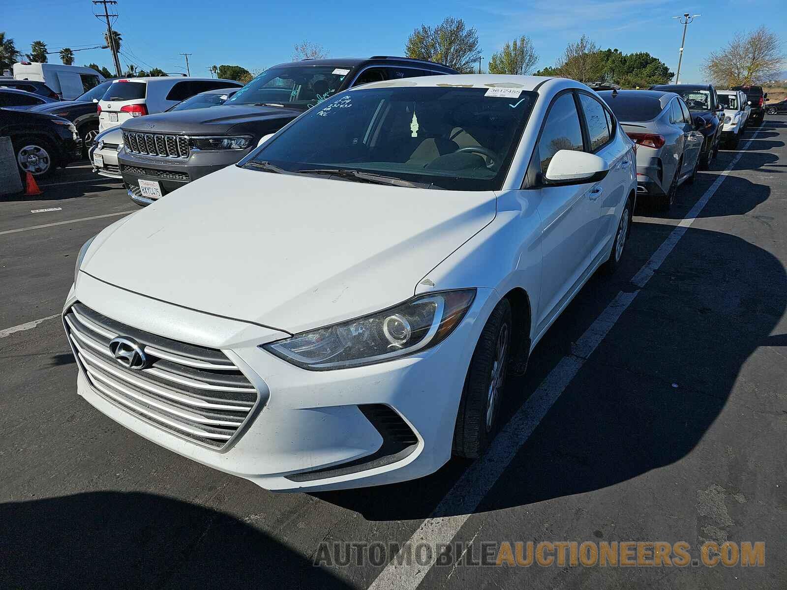 5NPD74LF1JH232437 Hyundai Elantra SE 2018