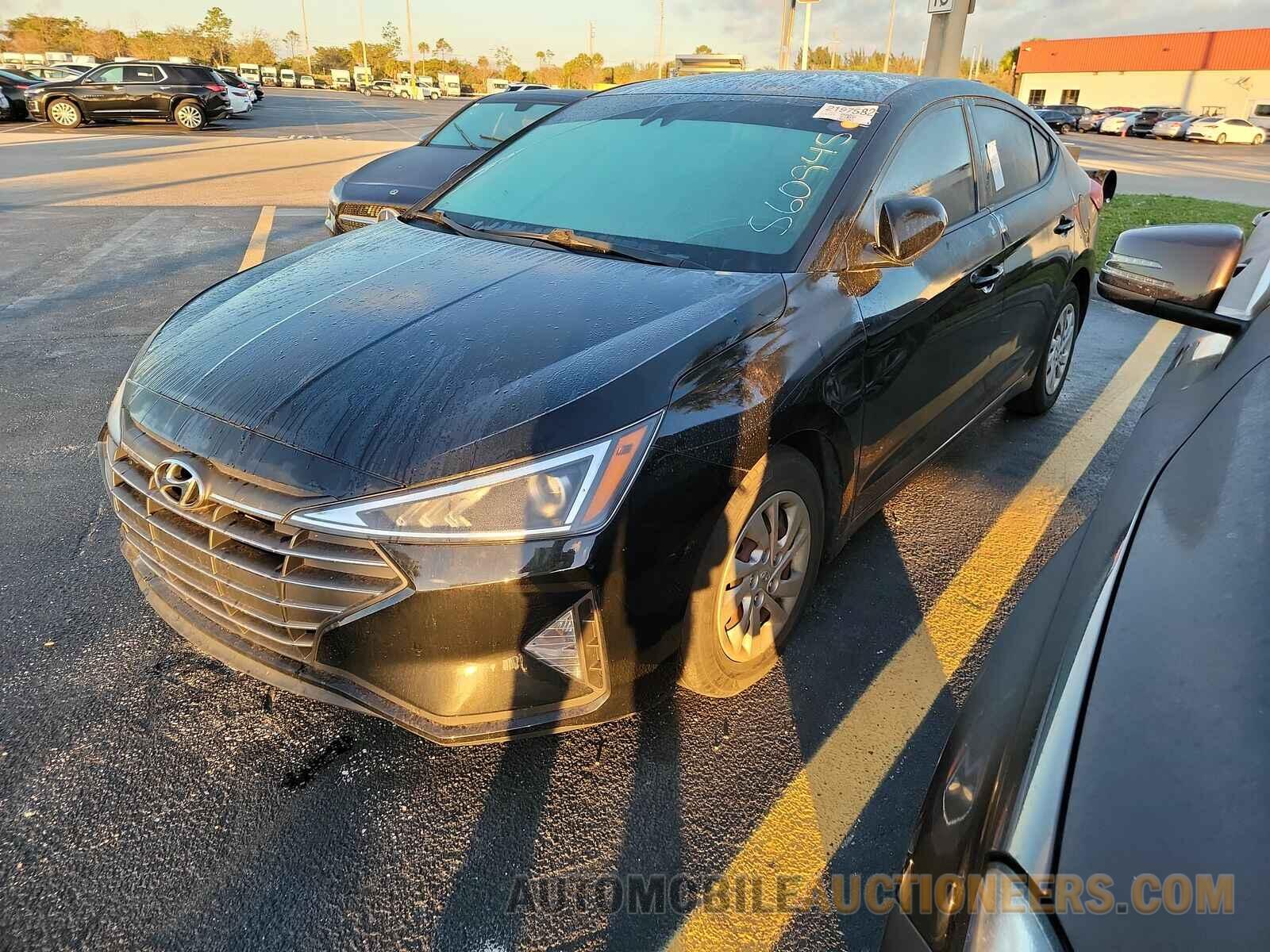 5NPD74LF1LH560945 Hyundai Elantra SE 2020