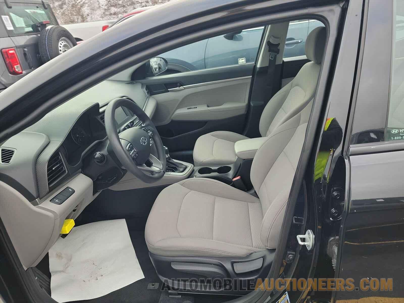 5NPD74LF2KH492279 Hyundai Elantra SE 2019