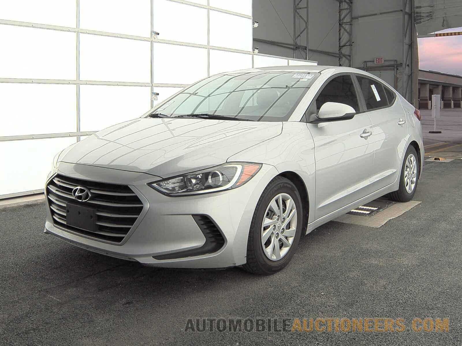 5NPD74LF3HH111452 Hyundai Elantra SE 2017