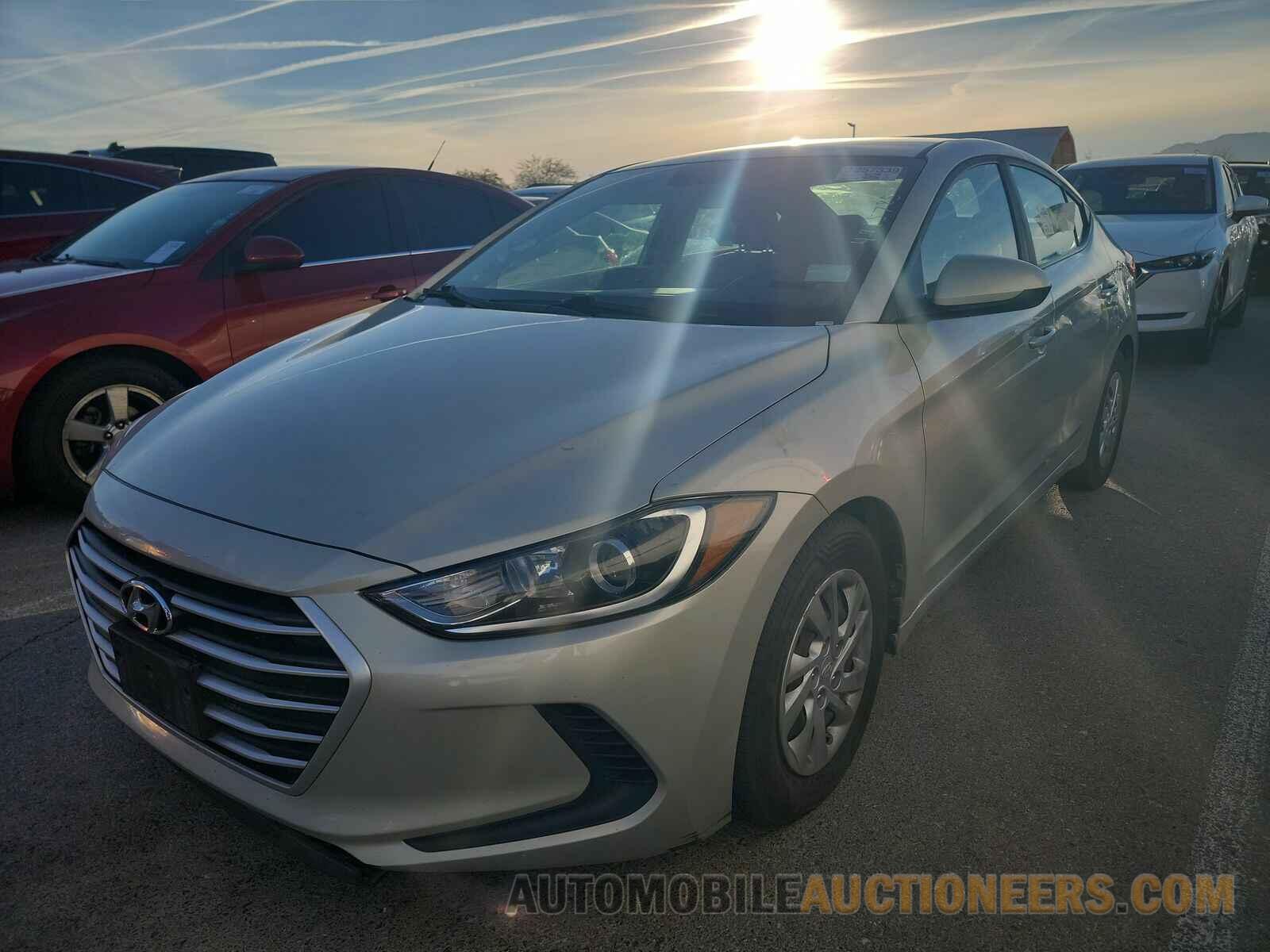 5NPD74LF3JH298617 Hyundai Elantra SE 2018