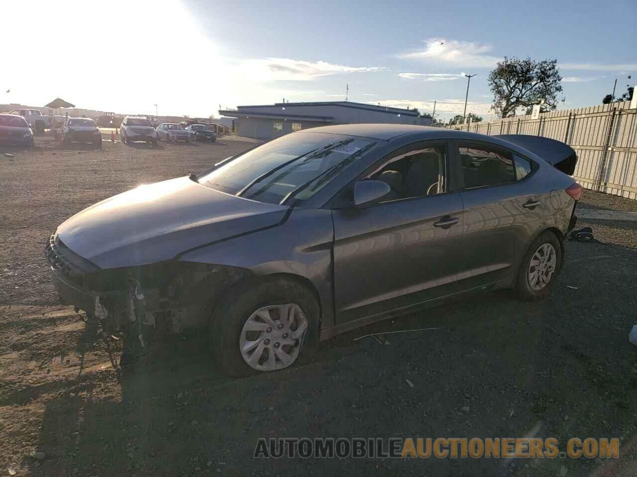 5NPD74LF8JH393674 HYUNDAI ELANTRA 2018