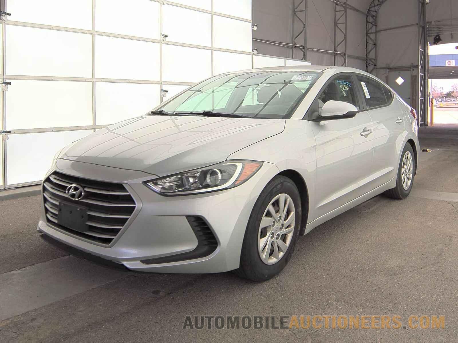 5NPD74LF9HH152880 Hyundai Elantra SE 2017