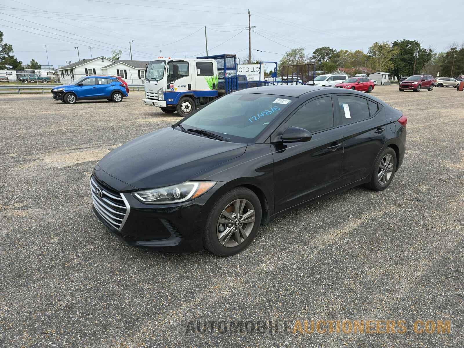 5NPD84LF0HH124818 Hyundai Elantra SE 2017