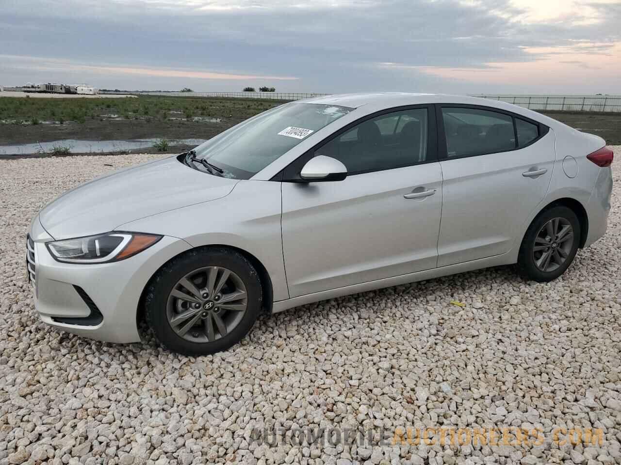 5NPD84LF0JH395402 HYUNDAI ELANTRA 2018