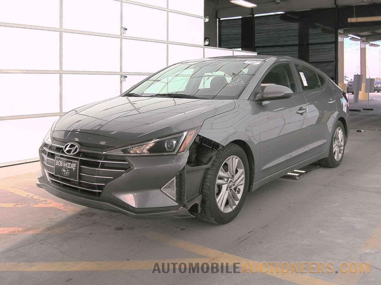 5NPD84LF0KH422972 Hyundai Elantra 2019