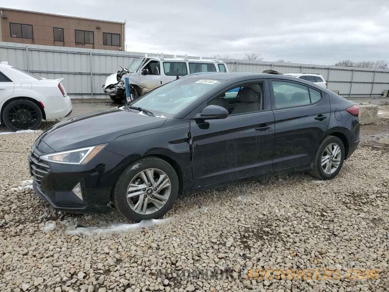 5NPD84LF0LH568323 HYUNDAI ELANTRA 2020