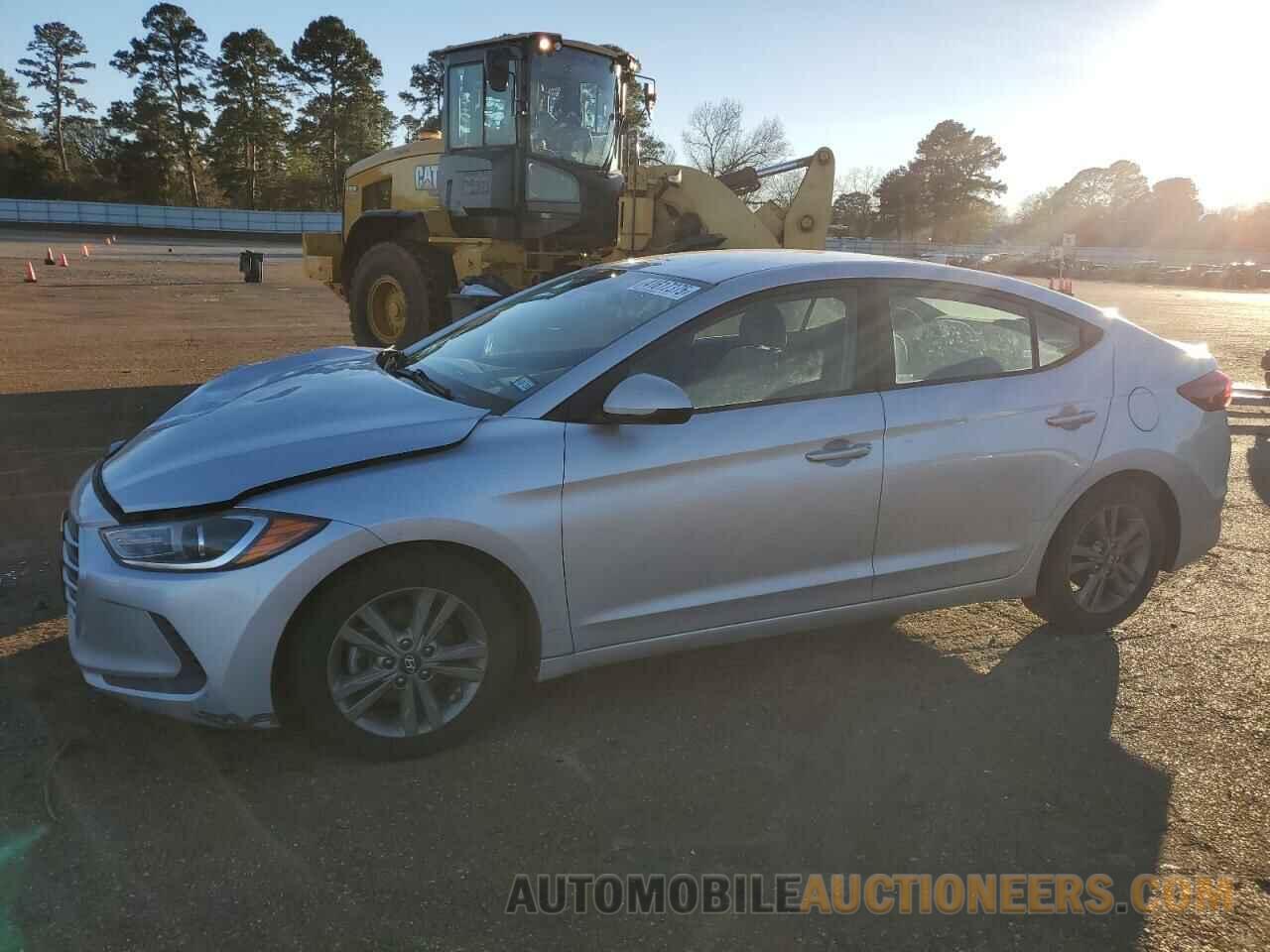 5NPD84LF1JH363137 HYUNDAI ELANTRA 2018