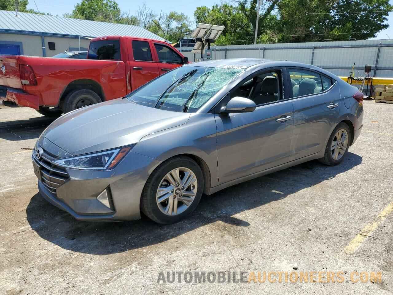 5NPD84LF1KH469752 HYUNDAI ELANTRA 2019