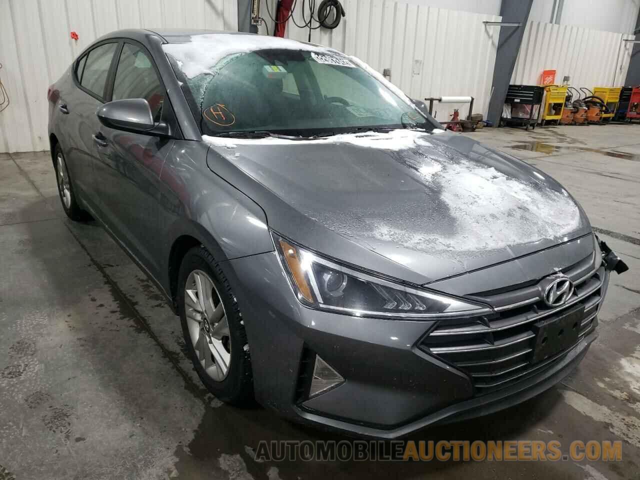 5NPD84LF2KH485572 HYUNDAI ELANTRA 2019