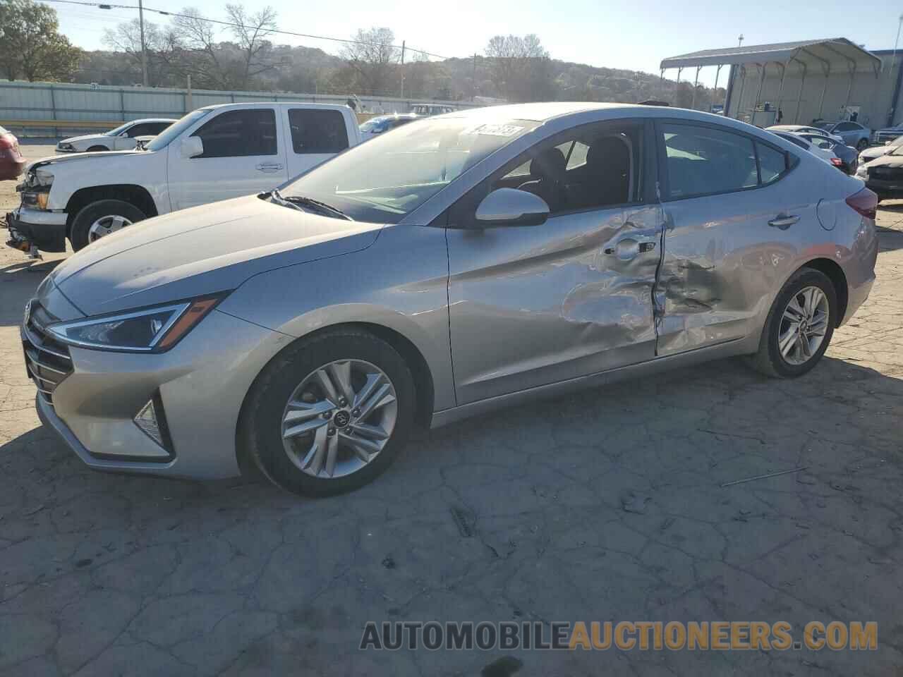 5NPD84LF2LH555928 HYUNDAI ELANTRA 2020