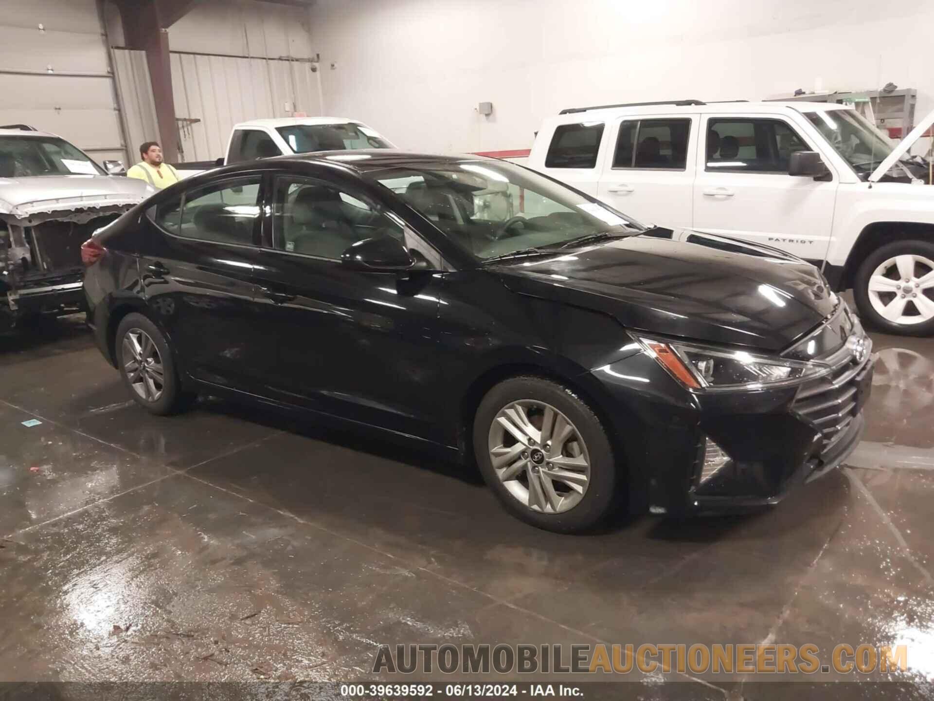 5NPD84LF2LH600317 HYUNDAI ELANTRA 2020