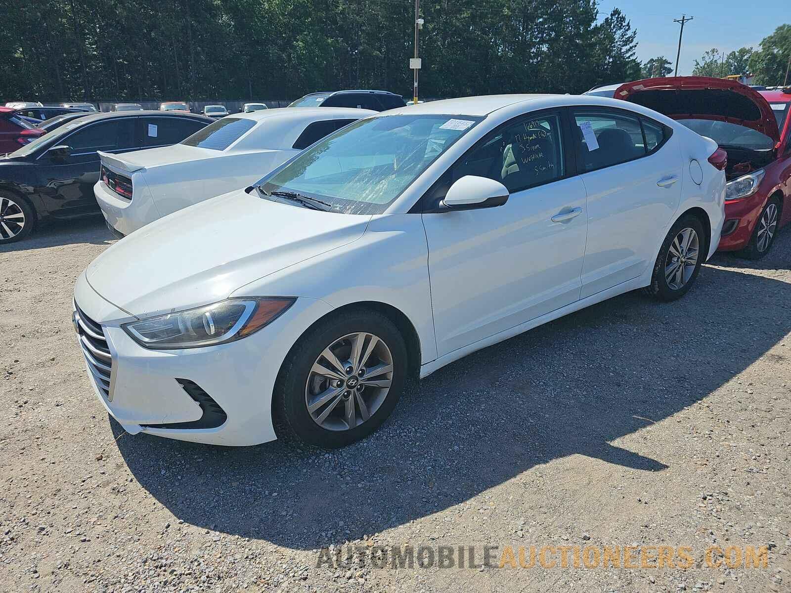 5NPD84LF3HH166917 Hyundai Elantra SE 2017