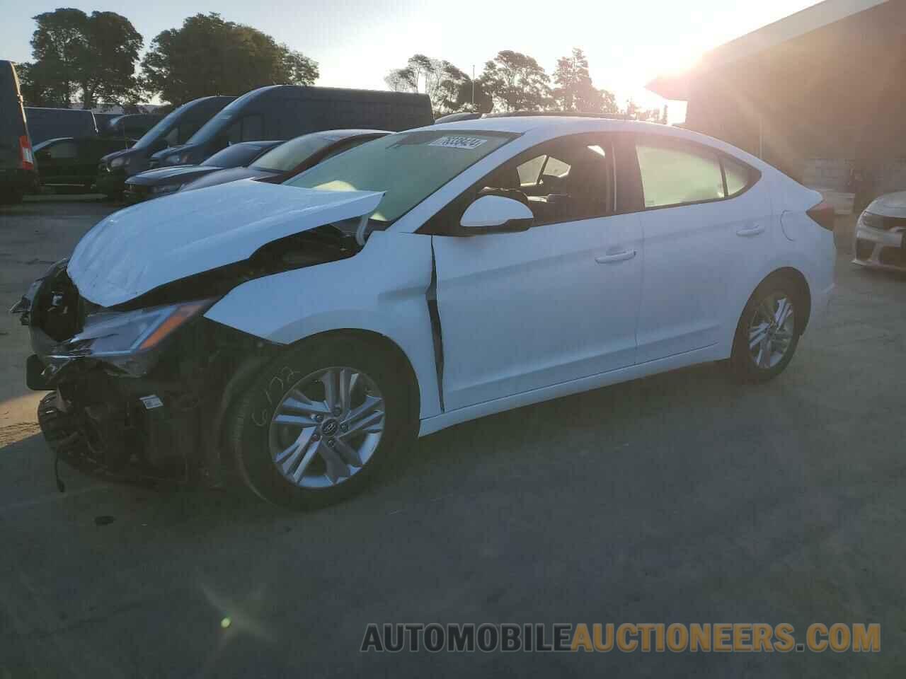 5NPD84LF3LH592566 HYUNDAI ELANTRA 2020