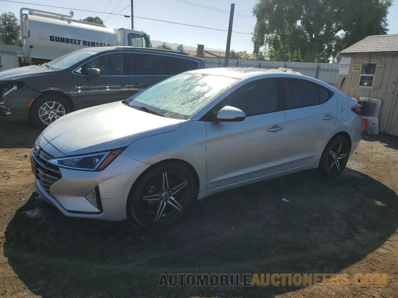 5NPD84LF4LH537317 HYUNDAI ELANTRA 2020